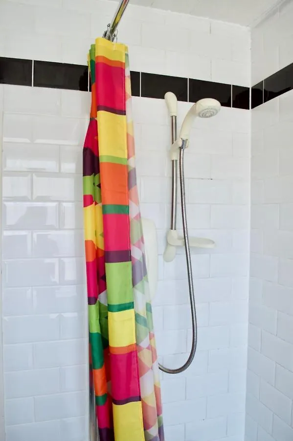 Central And Spacious Flat - Royal Mile Apartment Edinburgh