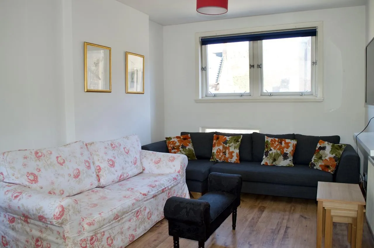 Central And Spacious Flat - Royal Mile Apartment Edinburgh 0*,